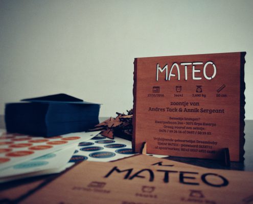 Mateo - geboortekaartje uit hout